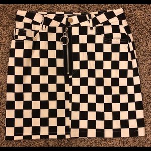 Brand New fashion nova checkered skirt